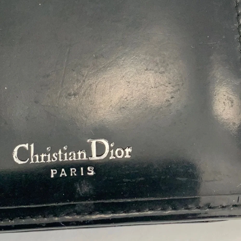 Dior wallet